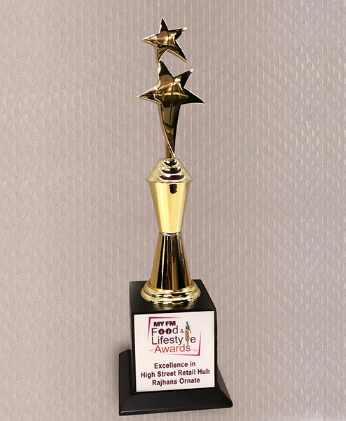 Excellence in High-street Retail Hub - Rajhans Ornate by MY FM food and lifestyle awards.